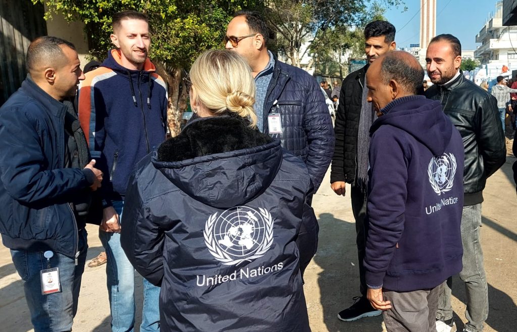 جمعية تطوير بيت لاهيا تستقبل وفداً رفيعاً من مكتب "أوتشا" لتعزيز التعاون الإنساني