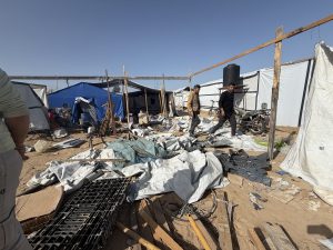 استجابة عاجلة لإغاثة العائلات المتضررة في “مدينة أصداء” بخان يونس