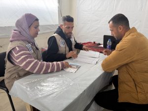 استجابة عاجلة لإغاثة العائلات المتضررة في “مدينة أصداء” بخان يونس