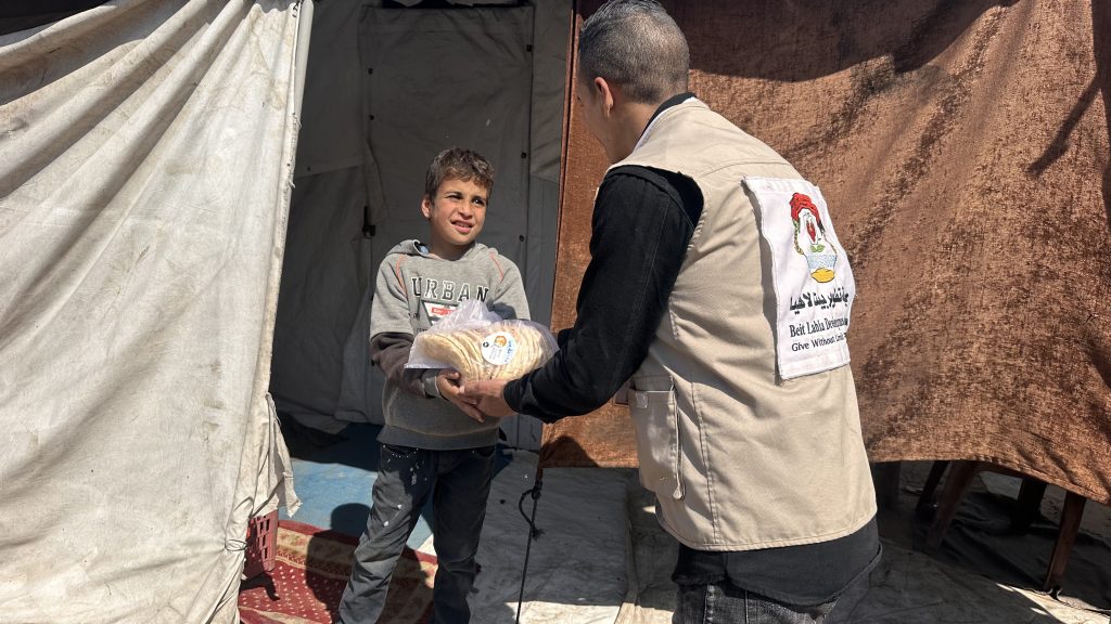 Relief Response: Distribution of Over 47,000 Bread Bundles in Northern Gaza
