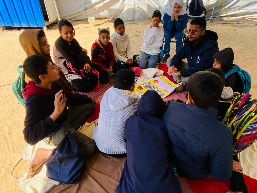 Concluding ERW Awareness Sessions for 466 Students in Cooperation with (HI)