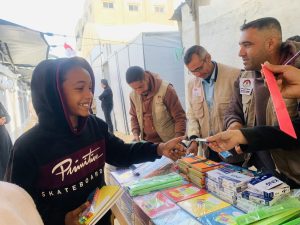 توزيع قرطاسية تعليمية لطلاب مدرسة تطوير بيت لاهيا بالشراكة مع (Tdh)