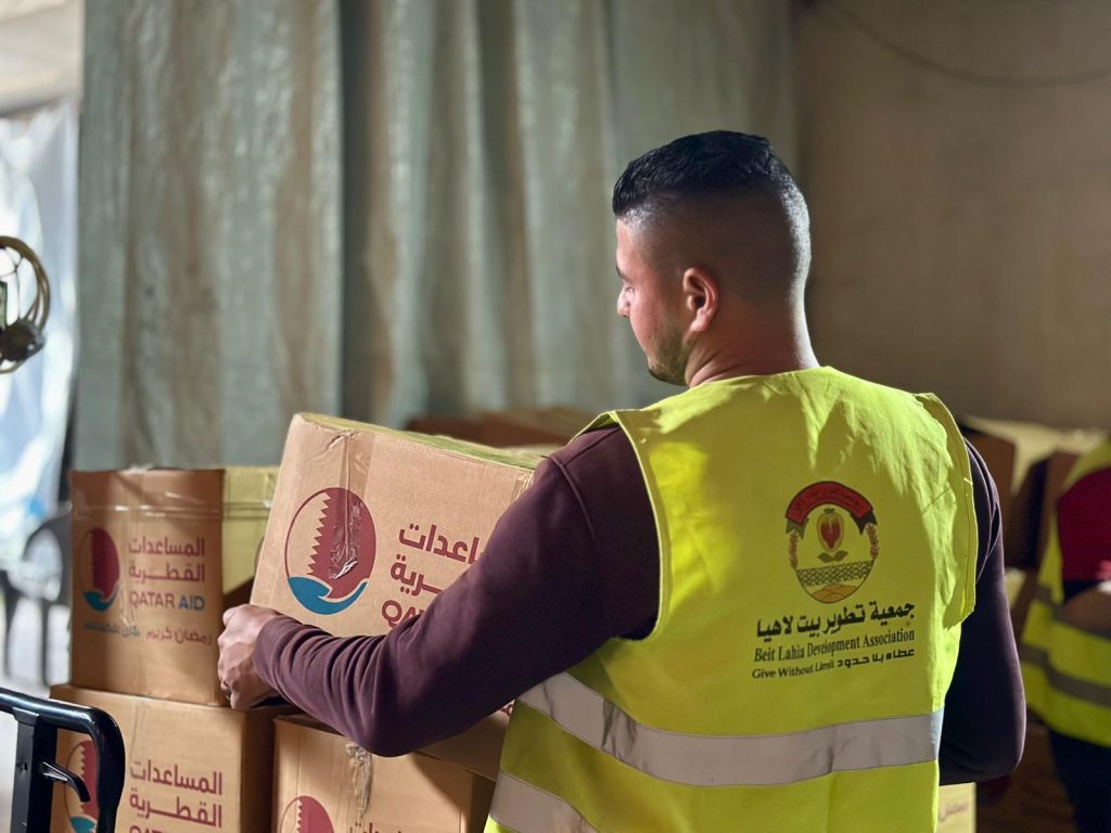 Distribution of Qatari Aid in Northern Gaza in Partnership with (MECA)
