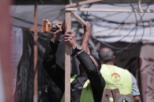 مشروع تركيب وتجهيز 53 خيمة للأسر النازحة بالشراكة مع (IOM)