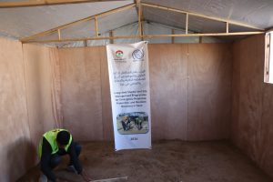 مشروع تركيب وتجهيز 53 خيمة للأسر النازحة بالشراكة مع (IOM)