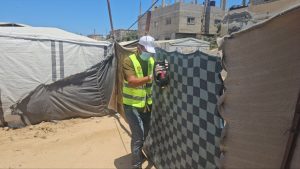 جهود مستمرة لمكافحة نواقل الأمراض والقوارض في مراكز الإيواء بالشراكة مع (IOM)